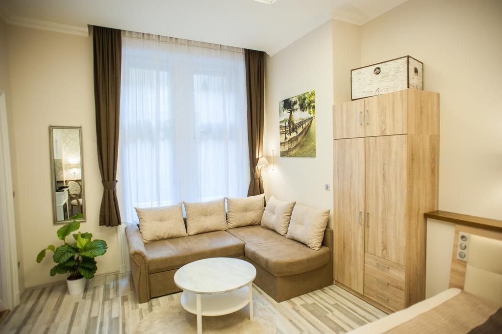 All In Apartman Ii. بودابست الغرفة الصورة
